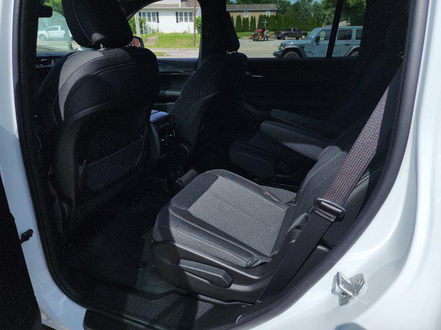 new 2025 Jeep Grand Cherokee L car, priced at $37,830