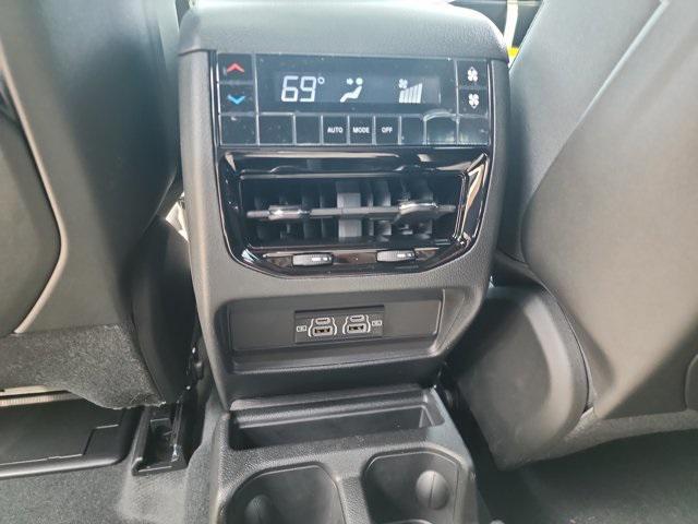 new 2025 Jeep Grand Cherokee L car, priced at $38,742