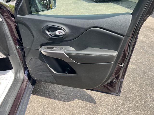 used 2021 Jeep Cherokee car, priced at $20,495