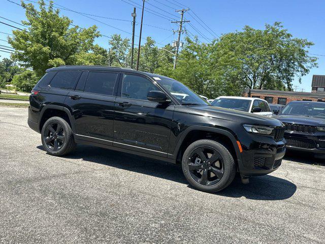 new 2024 Jeep Grand Cherokee L car, priced at $51,175