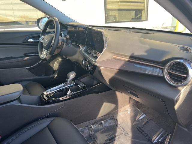 used 2025 Chevrolet Trax car, priced at $22,995