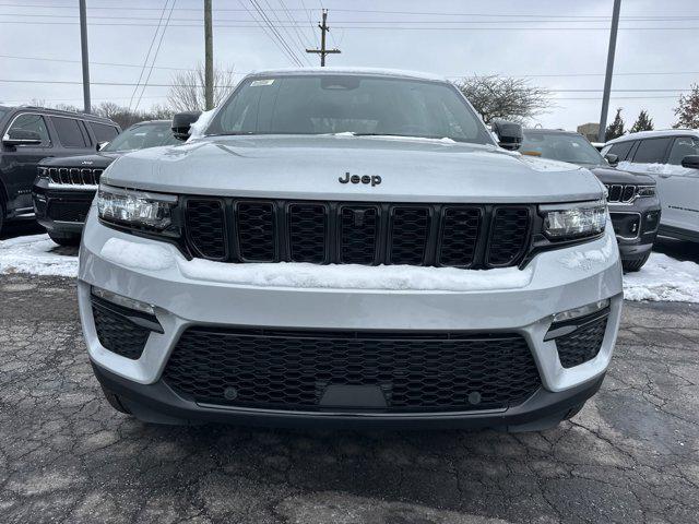 new 2025 Jeep Grand Cherokee car, priced at $50,455