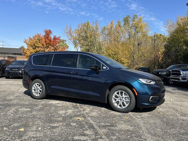 new 2025 Chrysler Pacifica car, priced at $46,535