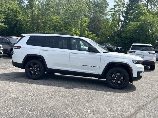 new 2024 Jeep Grand Cherokee L car, priced at $50,580