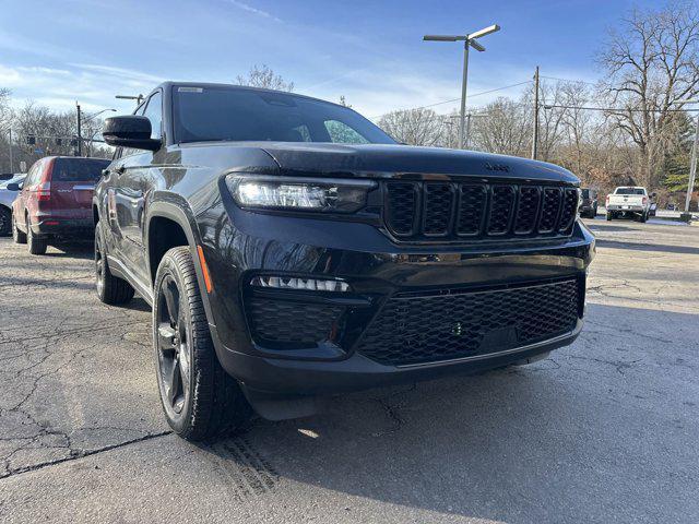 new 2025 Jeep Grand Cherokee car, priced at $46,535