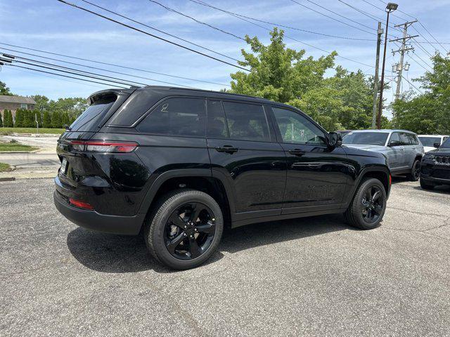 new 2024 Jeep Grand Cherokee car, priced at $50,170