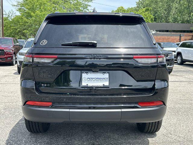 new 2024 Jeep Grand Cherokee car, priced at $50,170