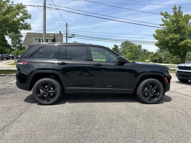 new 2024 Jeep Grand Cherokee car, priced at $50,170