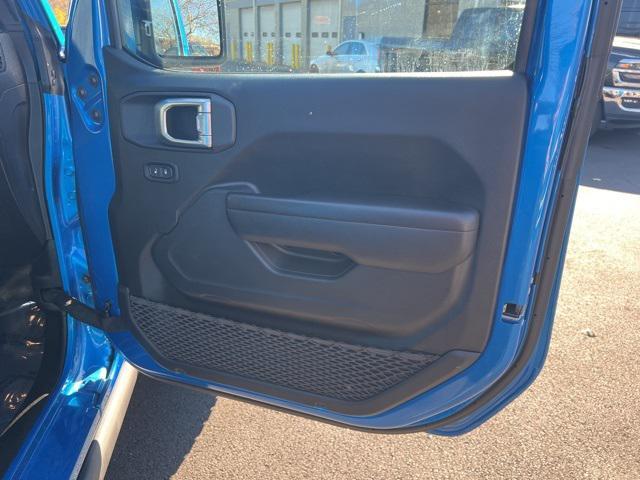 used 2021 Jeep Gladiator car, priced at $36,295