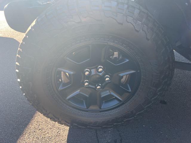 used 2021 Jeep Gladiator car, priced at $36,295