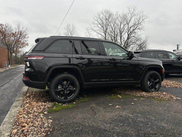 new 2025 Jeep Grand Cherokee car, priced at $46,535