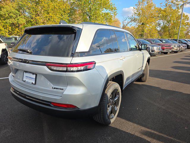new 2025 Jeep Grand Cherokee car, priced at $45,283