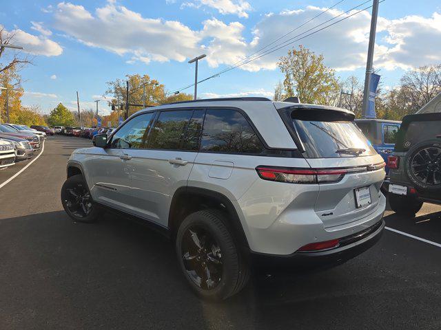 new 2025 Jeep Grand Cherokee car, priced at $45,283