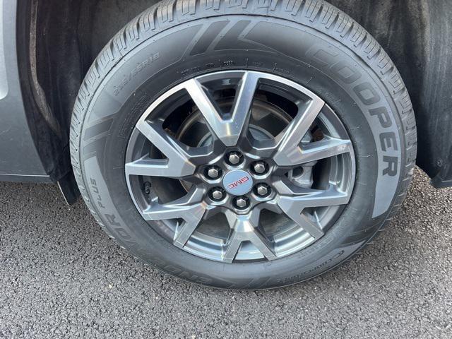 used 2023 GMC Acadia car, priced at $26,995