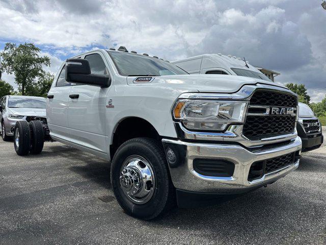 new 2024 Ram 3500 car, priced at $76,130