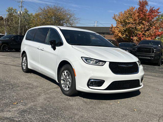 new 2025 Chrysler Pacifica car, priced at $44,145