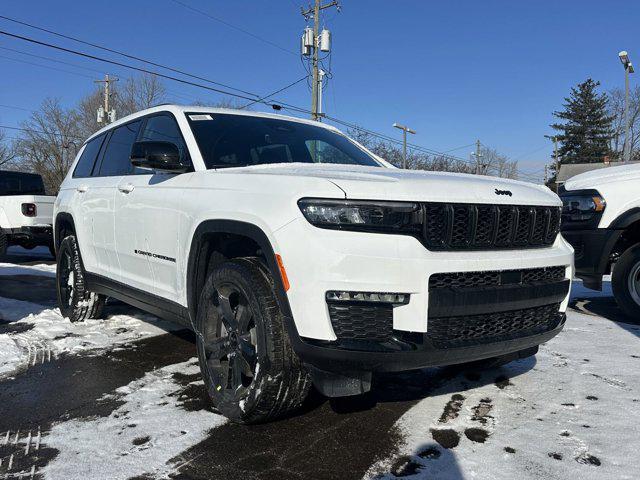 new 2025 Jeep Grand Cherokee L car, priced at $48,040