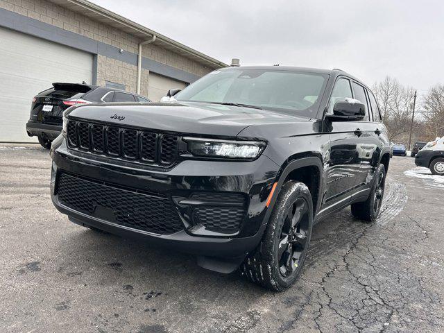 new 2025 Jeep Grand Cherokee car, priced at $42,175