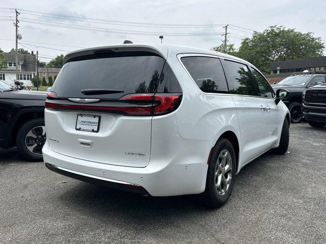 new 2024 Chrysler Pacifica car, priced at $54,765