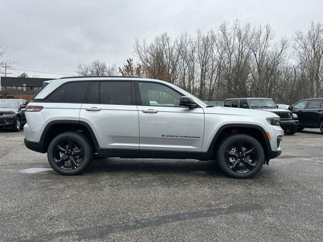 new 2025 Jeep Grand Cherokee car, priced at $49,460