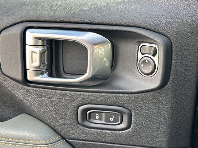 new 2026 Jeep Gladiator car, priced at $61,544