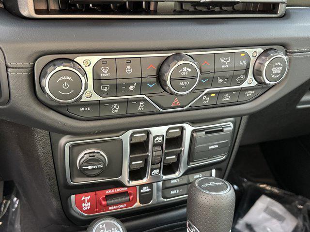 new 2026 Jeep Gladiator car, priced at $61,544