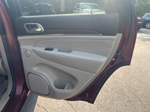 used 2017 Jeep Grand Cherokee car, priced at $15,495
