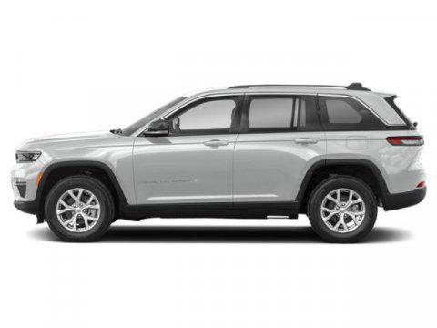 new 2024 Jeep Grand Cherokee car, priced at $40,375