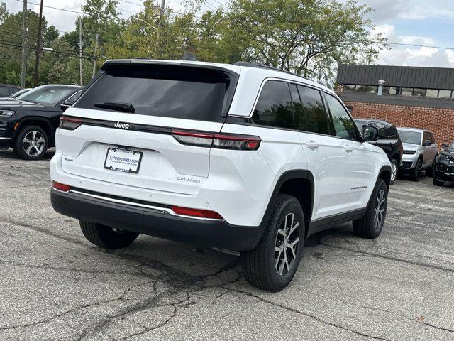 new 2025 Jeep Grand Cherokee car, priced at $44,700