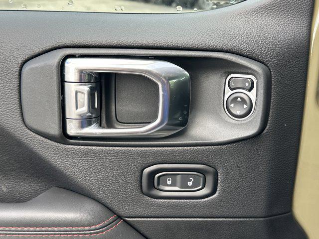 new 2025 Jeep Gladiator car, priced at $53,111