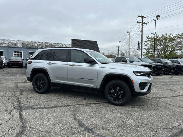 new 2024 Jeep Grand Cherokee car, priced at $48,525