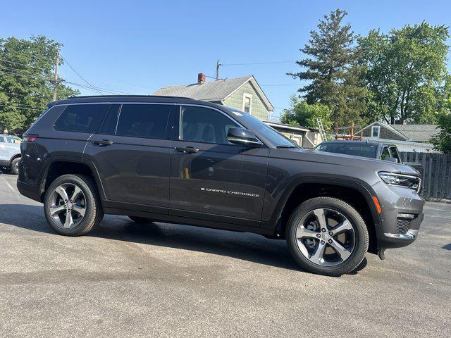 new 2025 Jeep Grand Cherokee L car, priced at $50,510