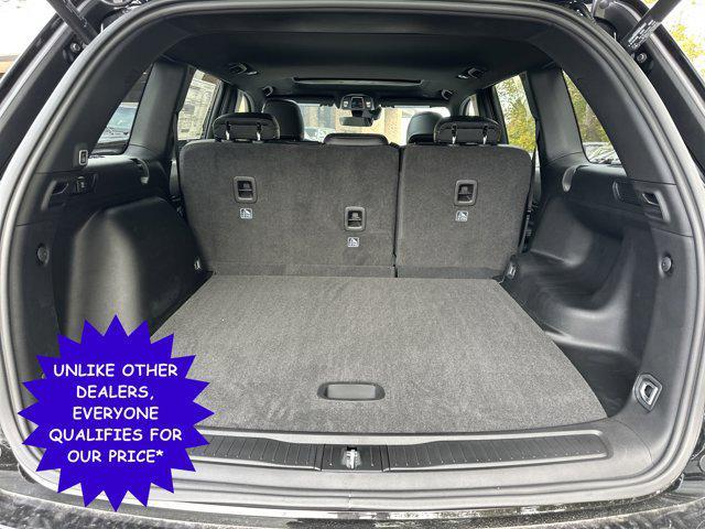 new 2025 Jeep Grand Cherokee car, priced at $39,938