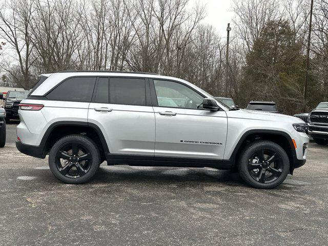 new 2025 Jeep Grand Cherokee car, priced at $46,535