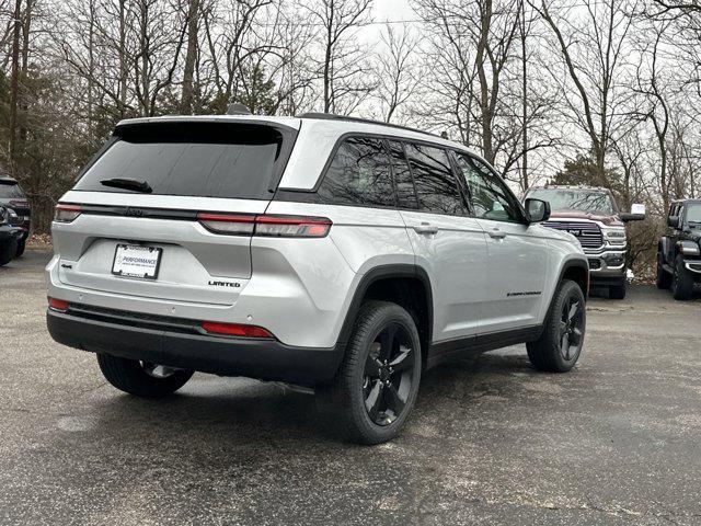 new 2025 Jeep Grand Cherokee car, priced at $46,535