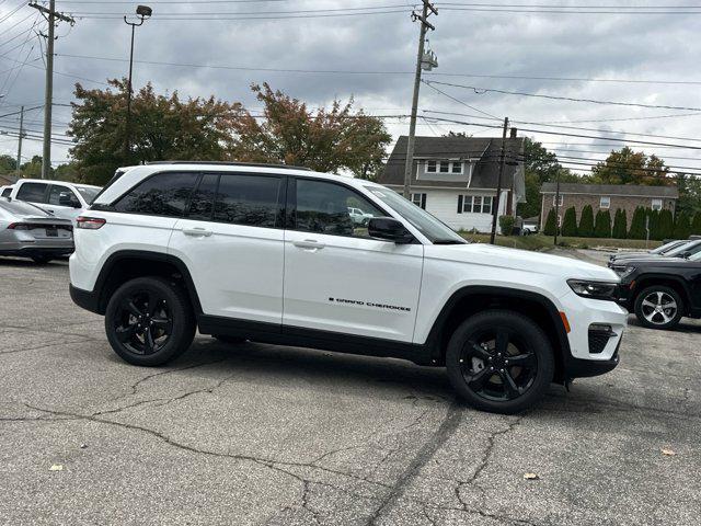 new 2025 Jeep Grand Cherokee car, priced at $54,865