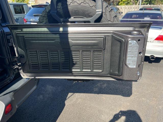 used 2018 Jeep Wrangler Unlimited car, priced at $29,495