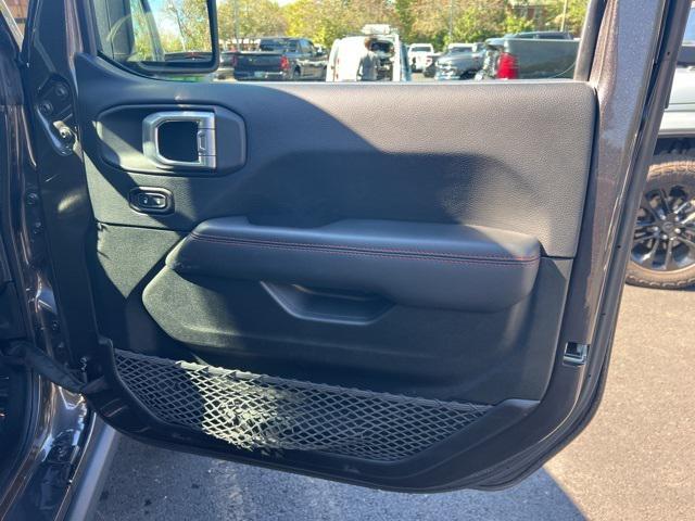 used 2018 Jeep Wrangler Unlimited car, priced at $29,495