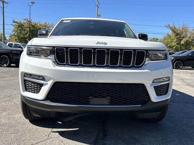 new 2025 Jeep Grand Cherokee car, priced at $49,840