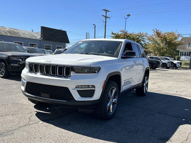 new 2025 Jeep Grand Cherokee car, priced at $49,840