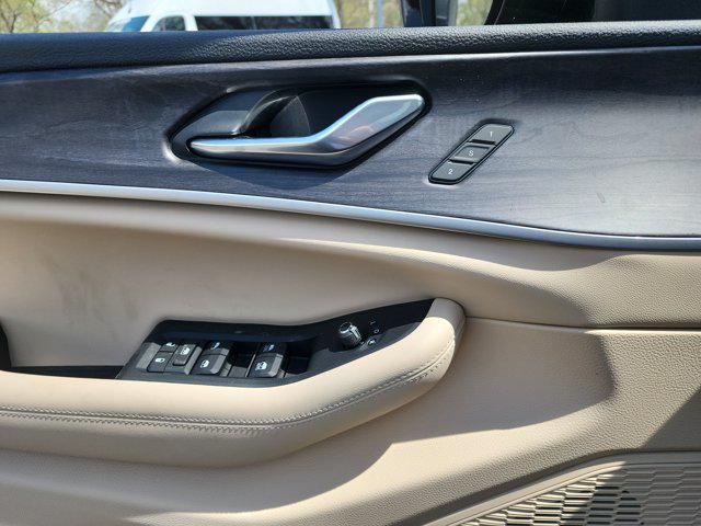 new 2025 Jeep Grand Cherokee car, priced at $47,760