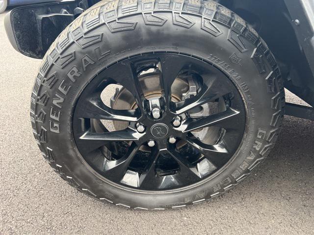 used 2024 Jeep Gladiator car, priced at $32,995