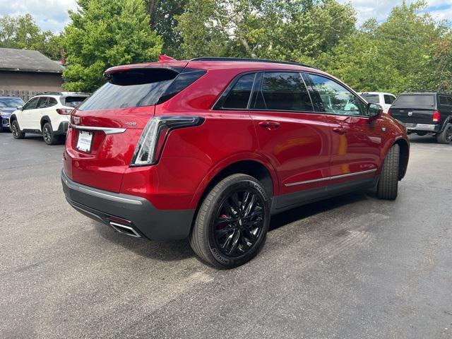used 2022 Cadillac XT5 car, priced at $25,995