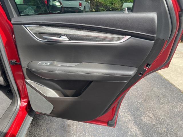 used 2022 Cadillac XT5 car, priced at $25,995