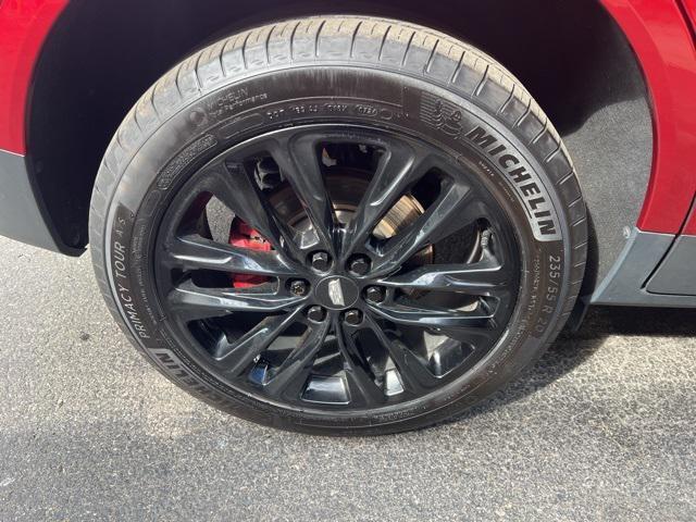 used 2022 Cadillac XT5 car, priced at $25,995