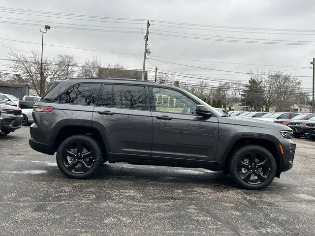 new 2025 Jeep Grand Cherokee car, priced at $49,460