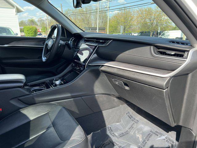 used 2023 Jeep Grand Cherokee car, priced at $28,295
