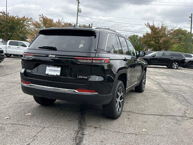 new 2025 Jeep Grand Cherokee car, priced at $45,295