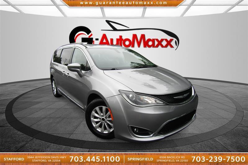used 2017 Chrysler Pacifica car, priced at $15,500