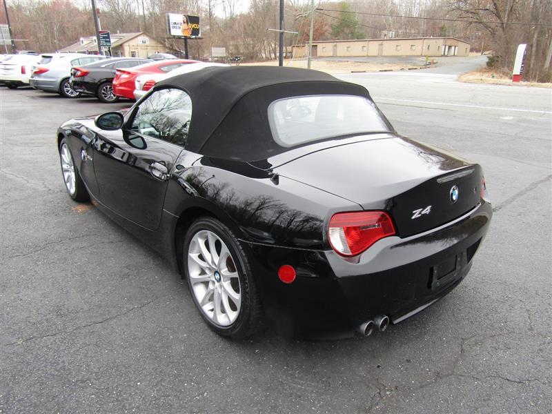 used 2006 BMW Z4 car, priced at $11,500